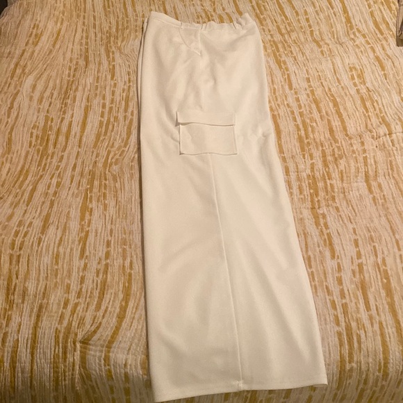 VENUS Pants - White, Venus, cargo slacks.
